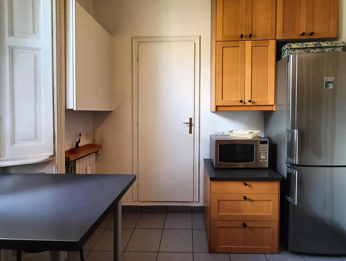 Sahi - Residenza Corso Italia Tre Camere, Due Bagni E Un Salone contacts